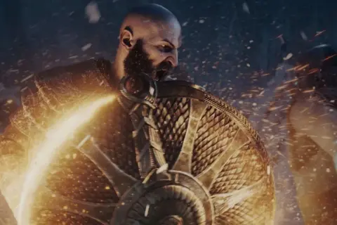 Kratos im Kampf, umgeben von Funken. Neue God of War News lassen Fans auf neue Abenteuer hoffen.