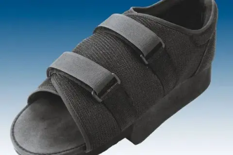 Buty po operacji haluksa: Pełny poradnik Filipa Kwiatkowskiego