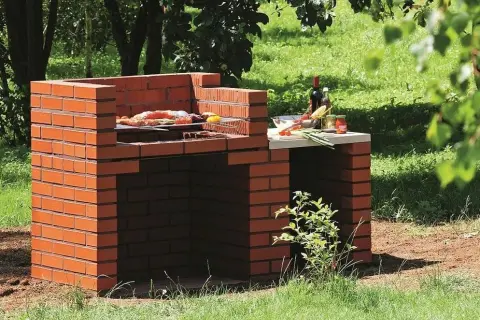Jak zbudować grill wędzarnia z cegieł i uniknąć najczęstszych błędów