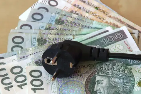 Ile wat pobiera telewizor? Sprawdź, jak zaoszczędzić na prądzie