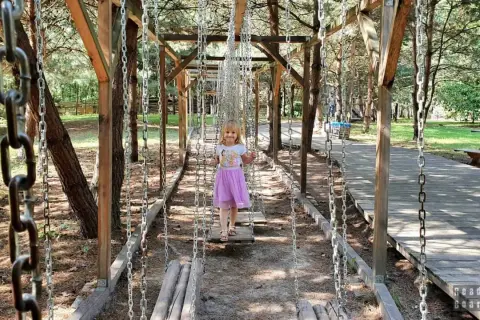 Wakacje z 2-latkiem w Polsce: Sprawdzone miejsca i porady dla rodziców