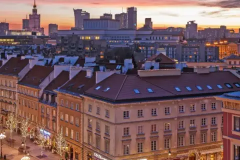 Ile kosztuje hotel w Warszawie? Ceny, które Cię zaskoczą!