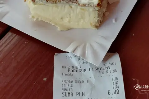 Wadowice: Gdzie zjeść? Odkryj kultowe kremówki i restauracje!