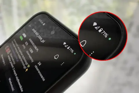 Zielona kropka w telefonie oznacza, że aplikacja lub funkcja działa w tle, np. nagrywa ekran. Tutaj pokazuje, że bateria ma 71%.