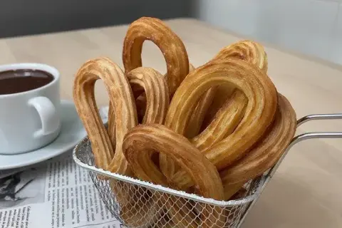 Churros congelados en freidora de aire: La receta crujiente ideal