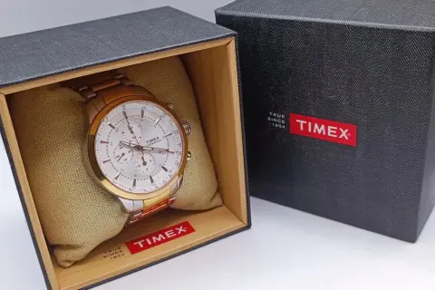 Zegarek męski Timex chrono złoto srebrny TW000Y406 - elegancja i funkcjonalność