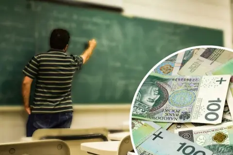Nauczyciel przy tablicy, a obok stos banknotów. Czy to zapowiedź podwyżki dla nauczycieli 2026?