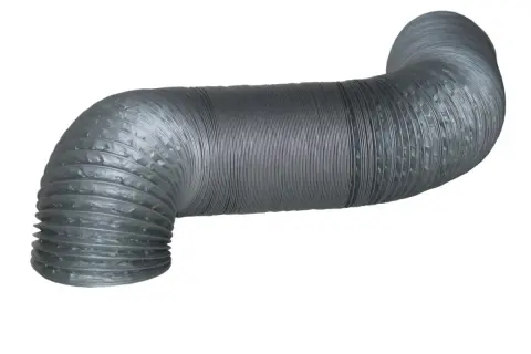 En böjd, grå, flexibel ventilationsslang som leder luften dit den behövs.