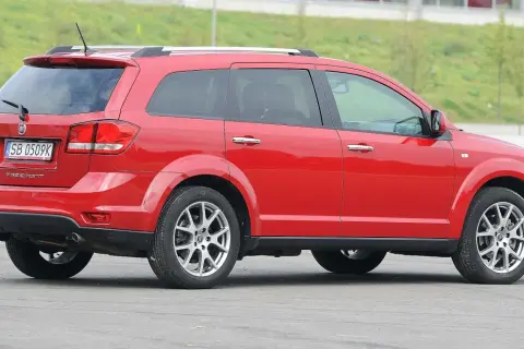 Fiat Freemont jaki silnik wybrać - uniknij kosztownych błędów