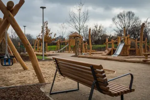 Czy można już na plac zabaw w Pradze-Południe? Sprawdź status!