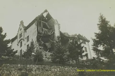Un sanatorium des Vosges, autrefois majestueux, est aujourd'hui en ruines, témoignant d'une destruction massive.