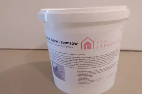 Najlepsza zaprawa do gzymsów: uniknij błędów w renowacji