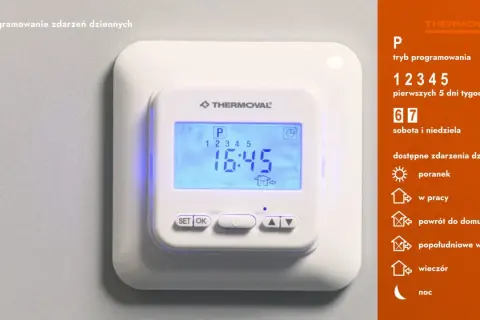 Programowanie zdarzeń dziennych na Thermoval TVT 04. Wyświetla godzinę 16:45, tryb programowania P, dni tygodnia 1-5, 6-7.