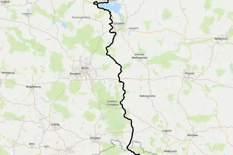 Trasa rowerowa Odra-Nysa biegnie od Świnoujścia przez Szczecin, Gorzów Wlkp., Zieloną Górę, aż po Kotlinę Kłodzką.