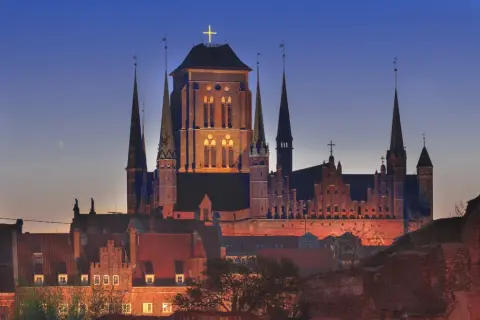 Gdzie jest najwięcej kościołów w Polsce? Odkryj zaskakujące miejsca