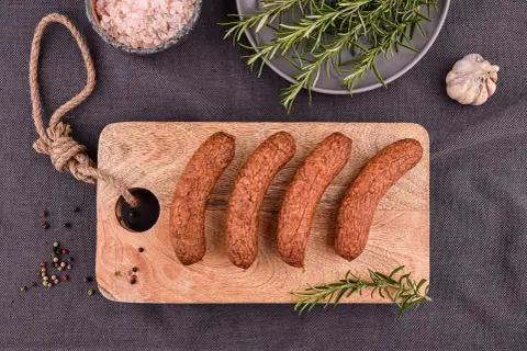 Kiełbasa z sarny: Sekrety smaku, przepisy i wartości odżywcze