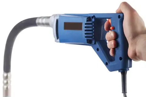 Jak zrobić wibrator do betonu na wiertarkę - prosty poradnik DIY