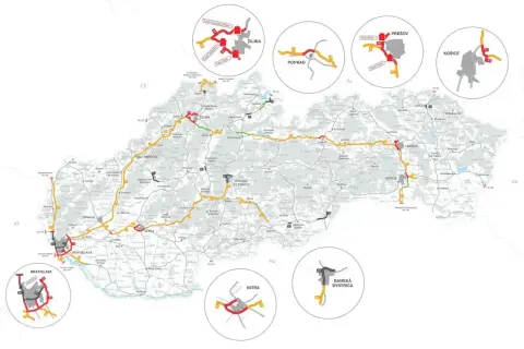 Mapa Słowacji z zaznaczonymi płatnymi autostradami i węzłami drogowymi. Widoczne są główne miasta jak Bratysława, Żylina, Koszyce.