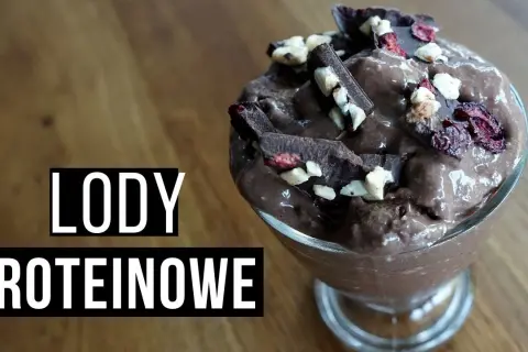 Lody proteinowe w domu: Łatwe przepisy i sekret kremowej konsystencji