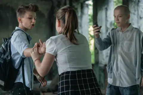 Plac zabaw film o co chodzi - brutalna prawda o młodzieżowej przemocy