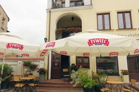 Gdzie zjeść w Chojnicach? Odkryj najlepsze restauracje i smaki