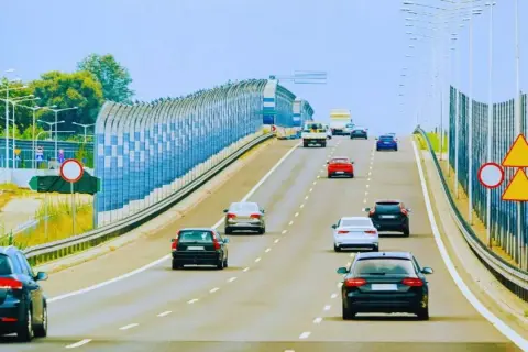 Jak zapłacić za autostradę Wielkopolska i uniknąć kar? Wszystkie metody płatności