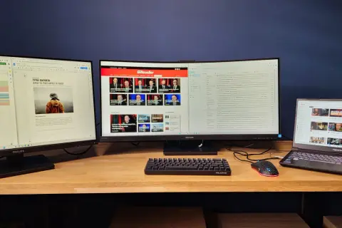 Jak pracować na dwóch monitorach, aby zwiększyć swoją produktywność