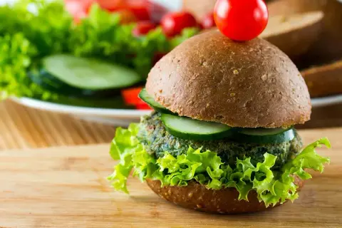 Burger froid : l'expert vous révèle ses recettes estivales