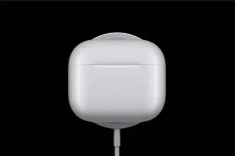 Jak sprawdzić baterie AirPods i uniknąć problemów z naładowaniem
