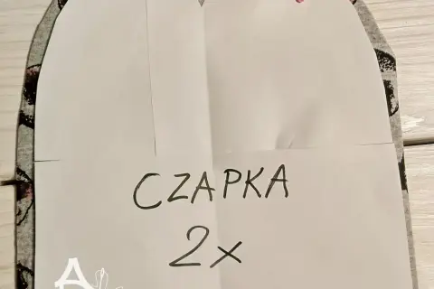 Jak uszyć czapkę krasnala: 10 prostych kroków + wzór do pobrania