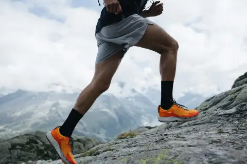Zapatillas para correr hombre: Elige por pisada, terreno y tecnología