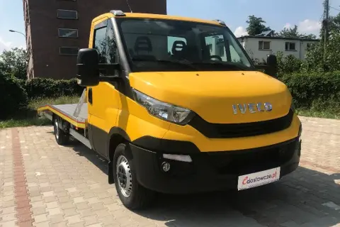 Bus do lawety: Jak uniknąć kar i wybrać idealny model?