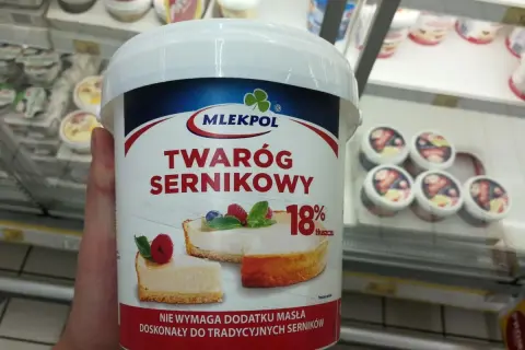 Jaki twaróg do sernika? Przewodnik po idealny, kremowy wypiek