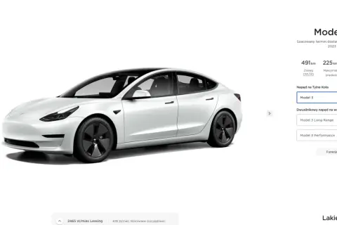 Biała Tesla Model 3 z napędem na tylne koła kosztuje 205 990 zł. To najtańsza opcja.