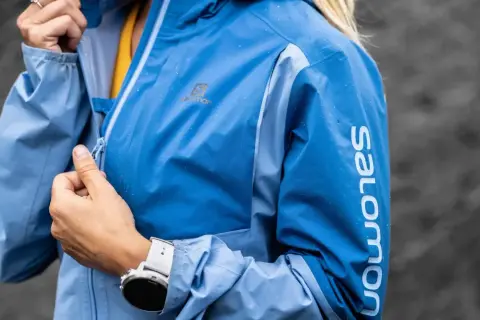 Chaqueta de running ideal: ¿Seco por fuera y empapado por dentro?