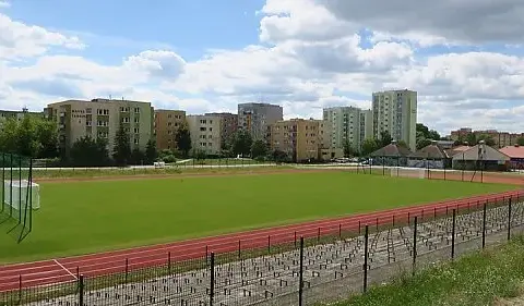 Ile metrów ma bieżnia na orliku? Zaskakujące fakty o Nowym Fordonie