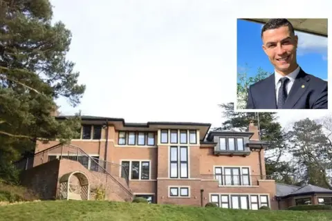 Dom Cristiano Ronaldo, w jakim kraju mieszka, to imponująca posiadłość w Anglii.