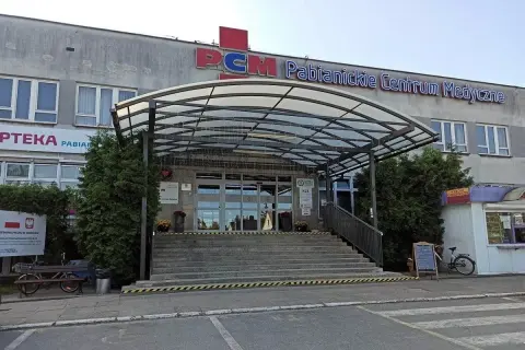 Pabianickie Centrum Medyczne: Jak sprawnie załatwić wizytę i kontakt?