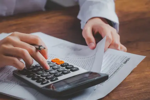 Ile wynosi podatek od sprzedaży nieruchomości? 19% i jak go uniknąć!