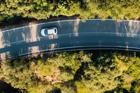 Ile km przejedzie samochód elektryczny? Zaskakujące fakty o zasięgu