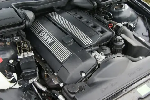 BMW E60 LPG: Najlepszy silnik pod gaz? M54, N52, N53 - Wybierz mądrze!