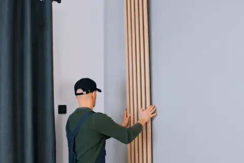 Jak zamontować lamele na filcu? Poradnik DIY bez błędów!