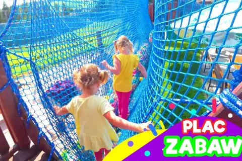 Plac zabaw: Odkryj sekrety i korzyści dla rozwoju dziecka!