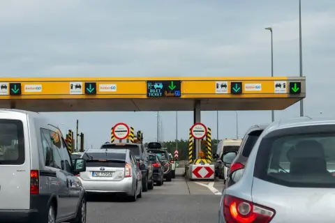 Czy bramki na autostradzie są otwarte? Sprawdź ważne informacje!
