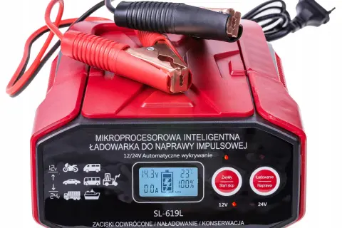 Czy można ładować akumulator 12V prostownikiem 24V? Ryzyko i zagrożenia
