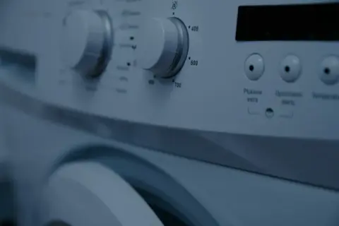 Pralka Electrolux nie pobiera płynu? Szybka diagnoza i naprawa