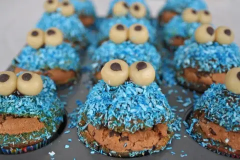 Jak udekorować muffinki czekoladowe – kreatywne pomysły na dekoracje