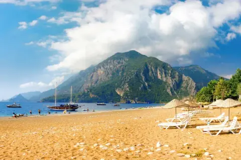 Kemer: Atrakcje, plaże, wycieczki Twój przewodnik po Riwierze!
