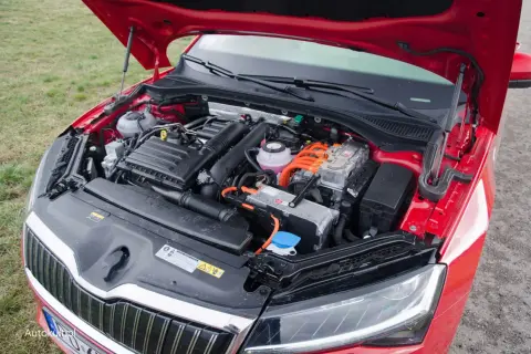 Skoda Superb: Jaki silnik? Ekspert radzi! TSI, TDI, iV porównanie