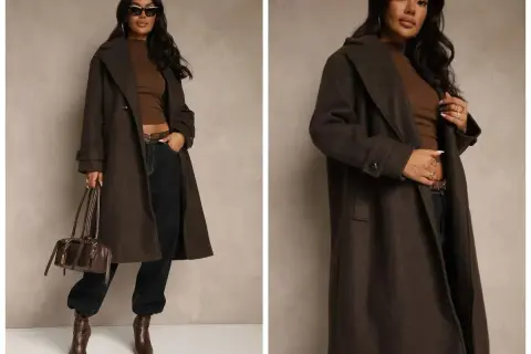 Elegancki czekoladowy płaszcz w stylizacjach. Modelka prezentuje modny look z brązową bluzką, czarnymi spodniami i botkami.